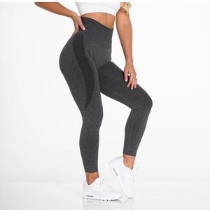 NVGTN Black Speckled Contour Seamless Leggings